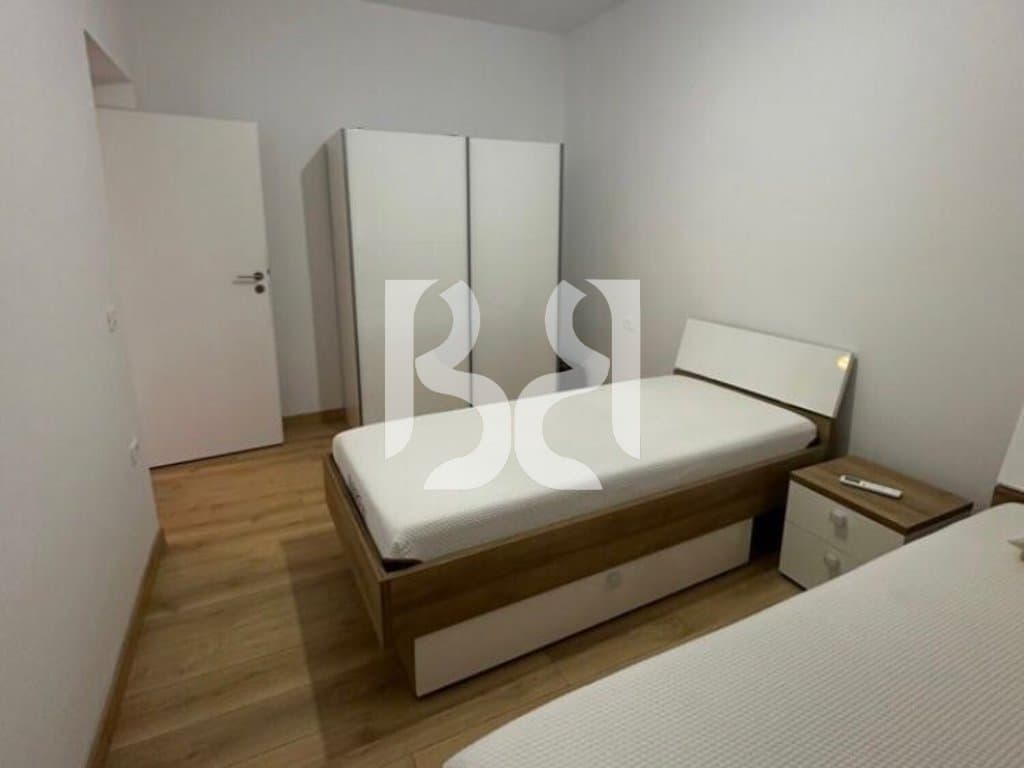 APARTAMENT 2+1 ME QIRA,PAZARI I RI 4