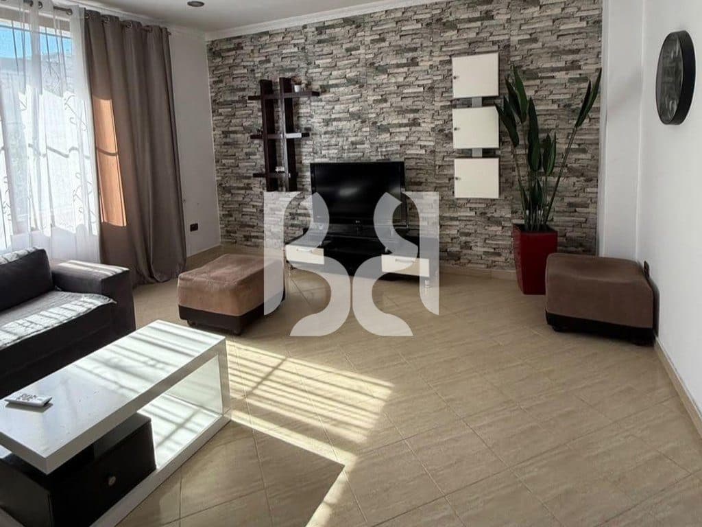 APARTAMENT ME QERA 2+1 TE VASIL SHANTO** 3