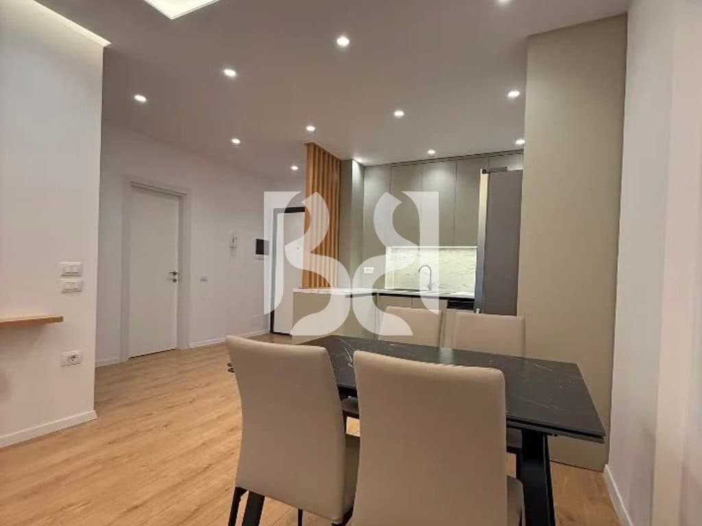 Apartament 1+1 me Qira në Kompleksin E88 | I Ri & I Mobiluar | Me Post Parkimi | Rruga Dritan Hoxha* 3