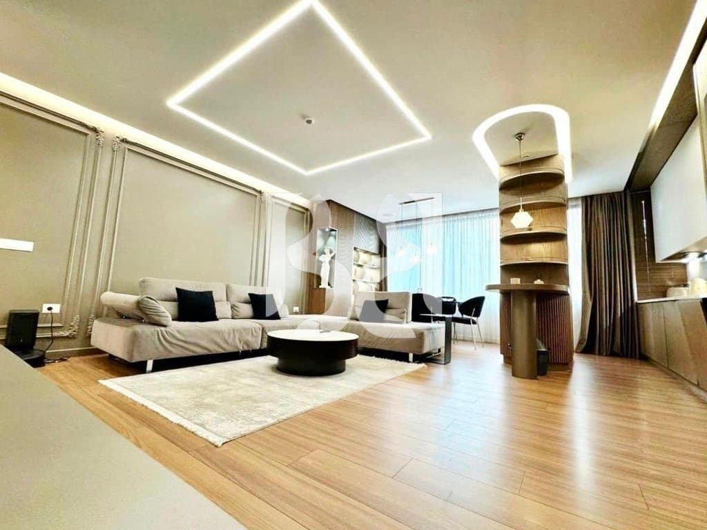 Shitet Apartament 2+1+2 Pranë Square 21 | 131 m² 2
