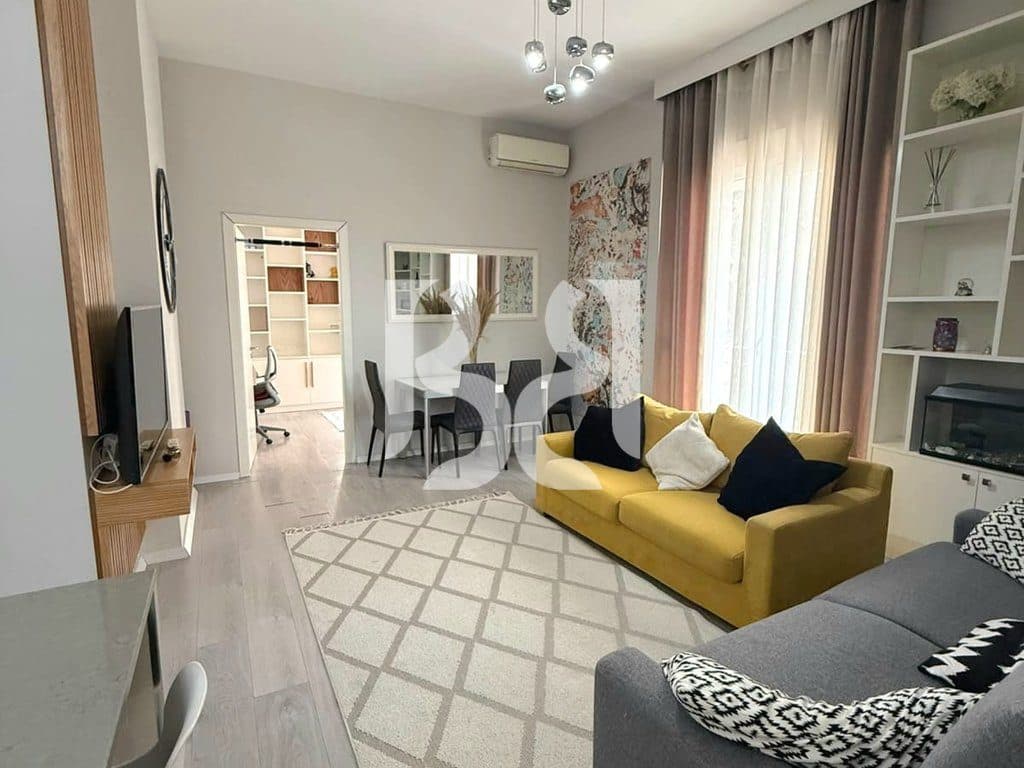APARTAMENT 2+1 ME QIRA NË PAZARIN E RI, TIRANË