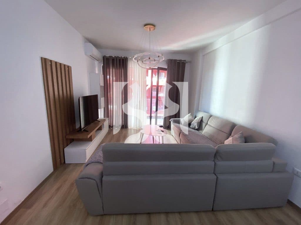 Apartament 2+1 me Qira te Arlis – Farmacia 10 | 700 €/Muaj
