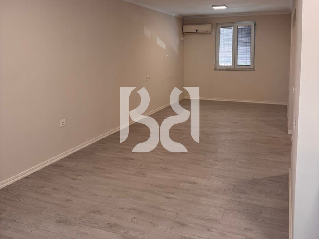JEPET ME QIRA AMBIENT BIZNESI PRANE 21* 3