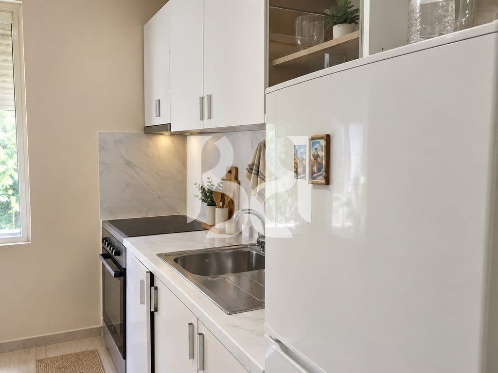APARTAMENT 2+1+BALLKON ME QIRA AFER KAFE FLORA, RRUGA E DURRESIT 2