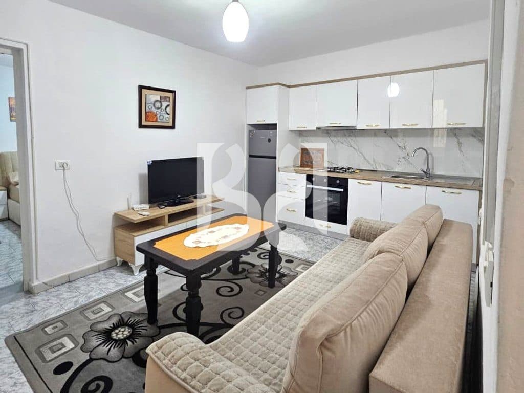 APARTAMENT 1+1+BALLKON ME QIRA PRANE SHKOLLES "KUSHTRIMI I LIRISE", ALI DEMI 2