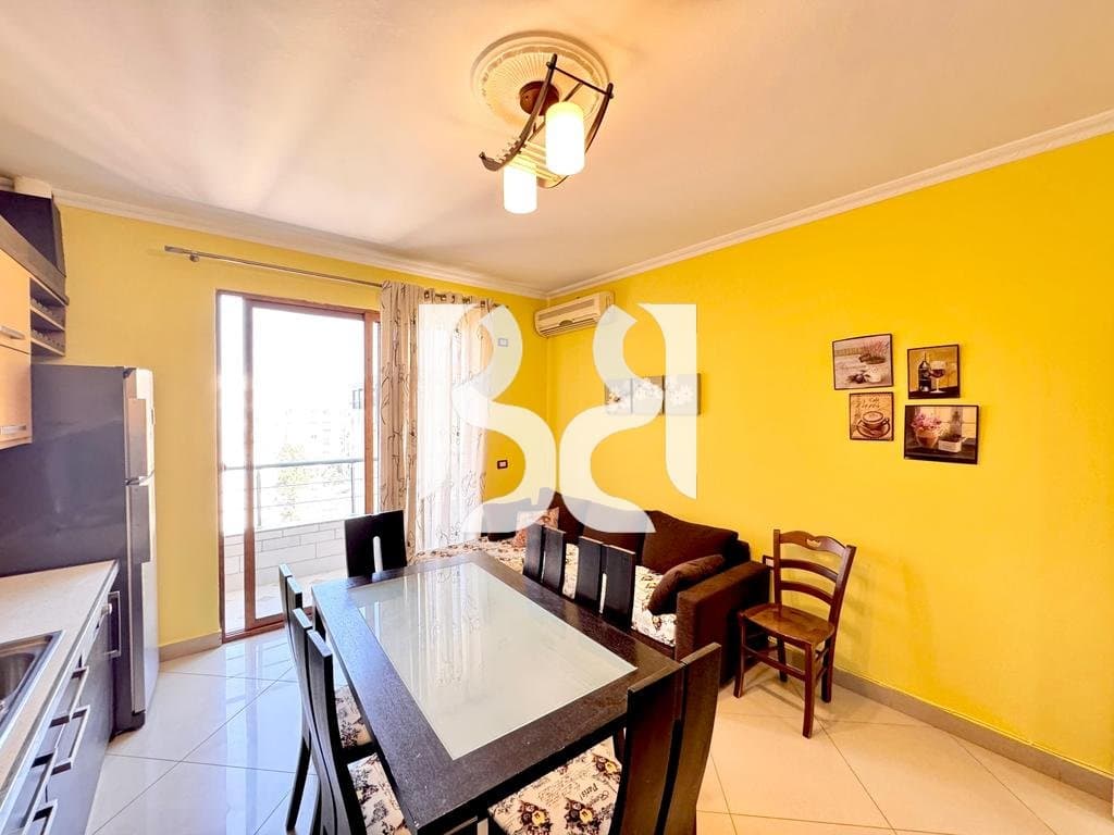APARTAMENT ME QIRA NE ASTIR 3+1+2 ME GARAZHD PRANE PARK HOTEL* 3