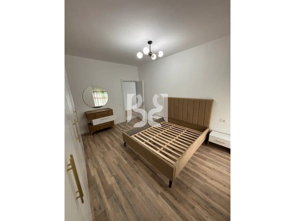 APARTAMENT ME QERA 1+1+PARKIM TE 5 MAJI TIRANE** 4