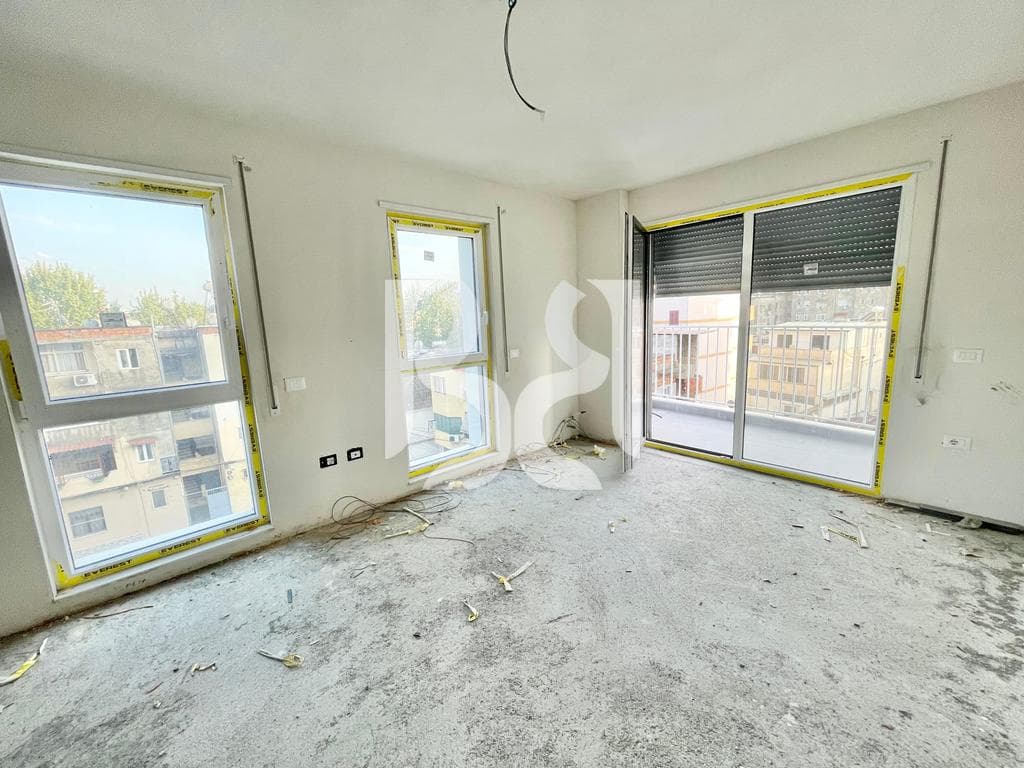 SHITET APARTAMENT 2+1+2+BALLKON XHAMLLIK* 2