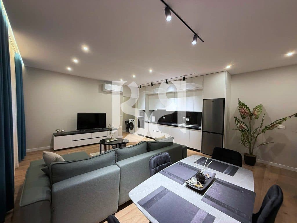 Apartament 1+1 me Qira në Lakeland Residence, Farkë | 60,000 Lekë/Muaj * 2
