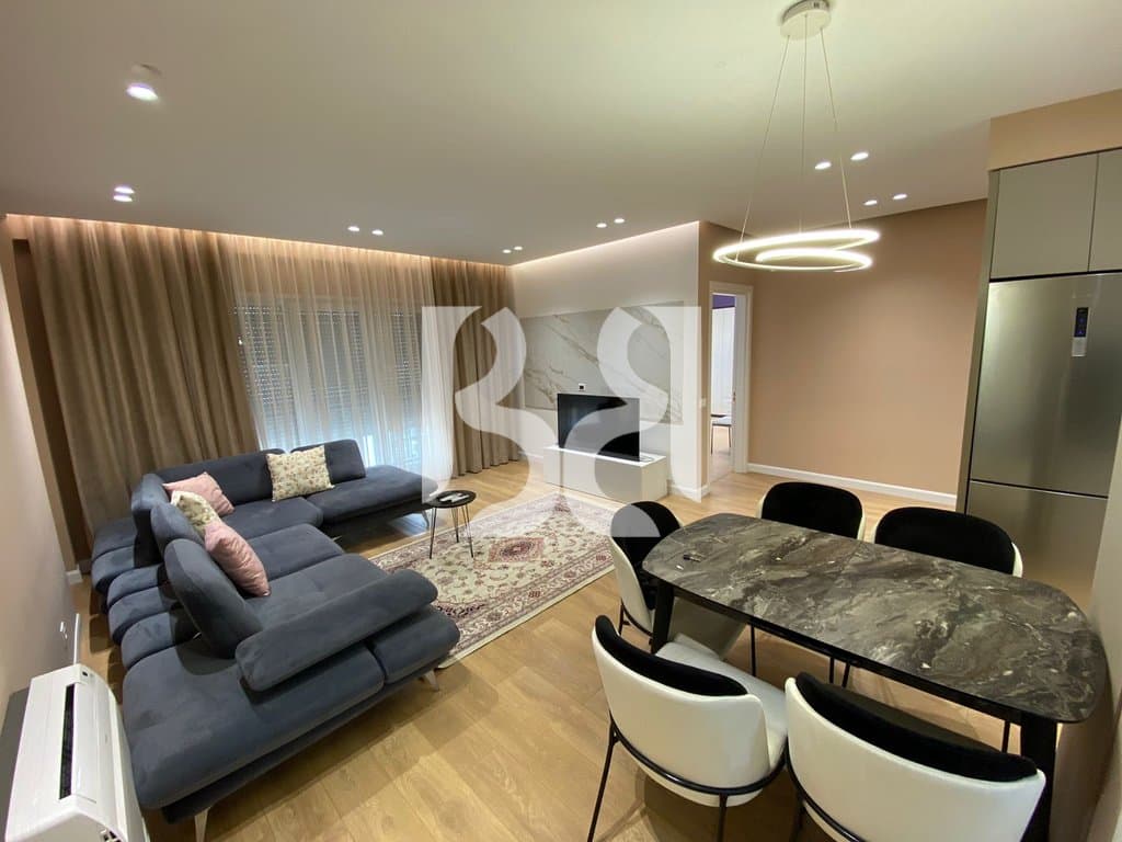 JEPET APARTAMENT 2+1+2 ME QIRA NE RRUGEN E DIBRES*