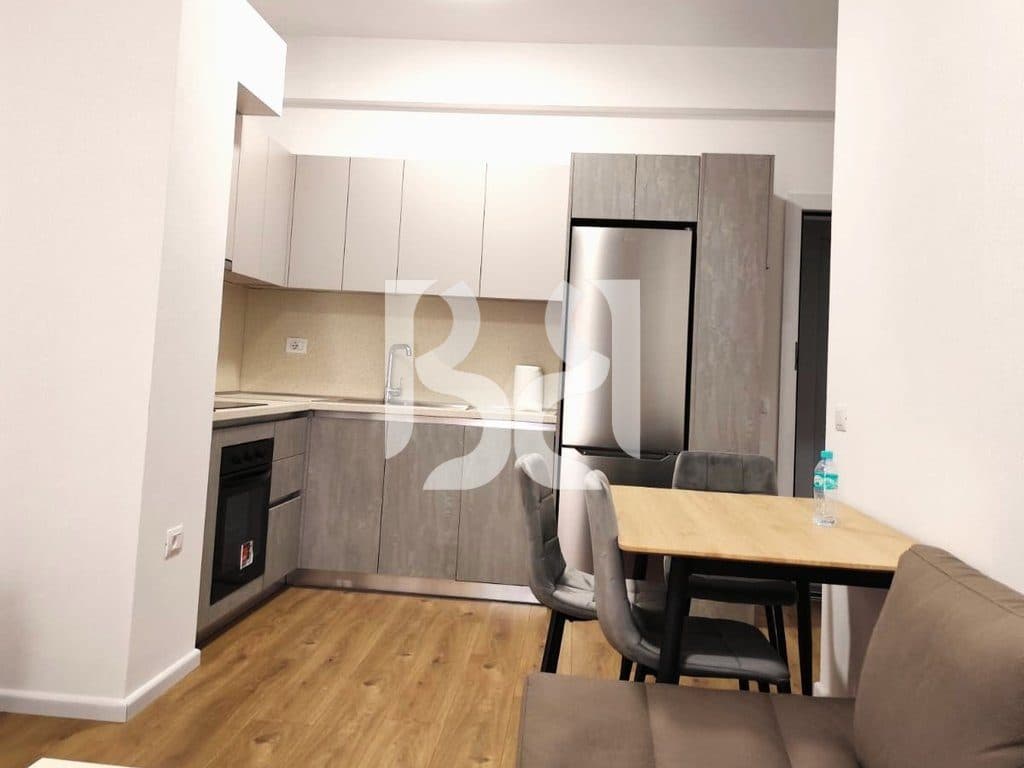 APARTAMENT 2+1 PER SHITJE TEK RRUGA 4 DESHMORET 3