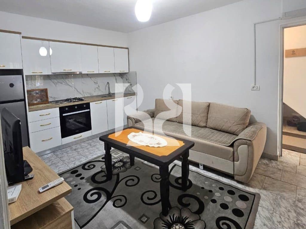 APARTAMENT 1+1+BALLKON ME QIRA PRANE SHKOLLES "KUSHTRIMI I LIRISE", ALI DEMI 3