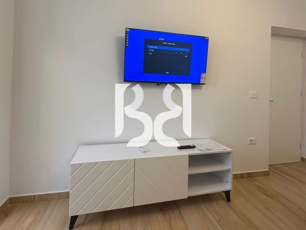 APARTAMENT ME QERA 1+1 TE ISH TREGU ELEKTRIK 3