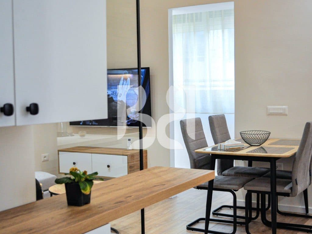 APARTAMENT 2+1 ME QIRA TE ALI DEMI