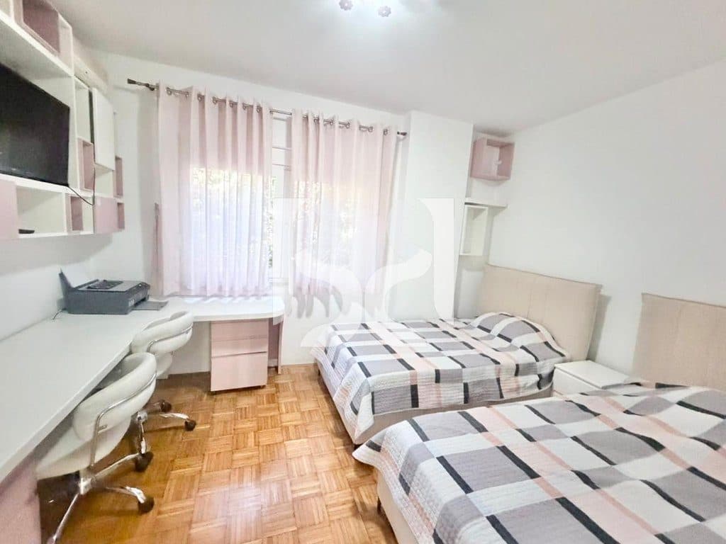 APARTAMENT 2+1 ME QERA TE RRUGA NAIM FRASHERI 4