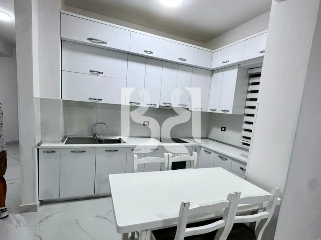 Apartament 2+1+2 me Qira te Pallati me Shigjeta | 130 m² 2