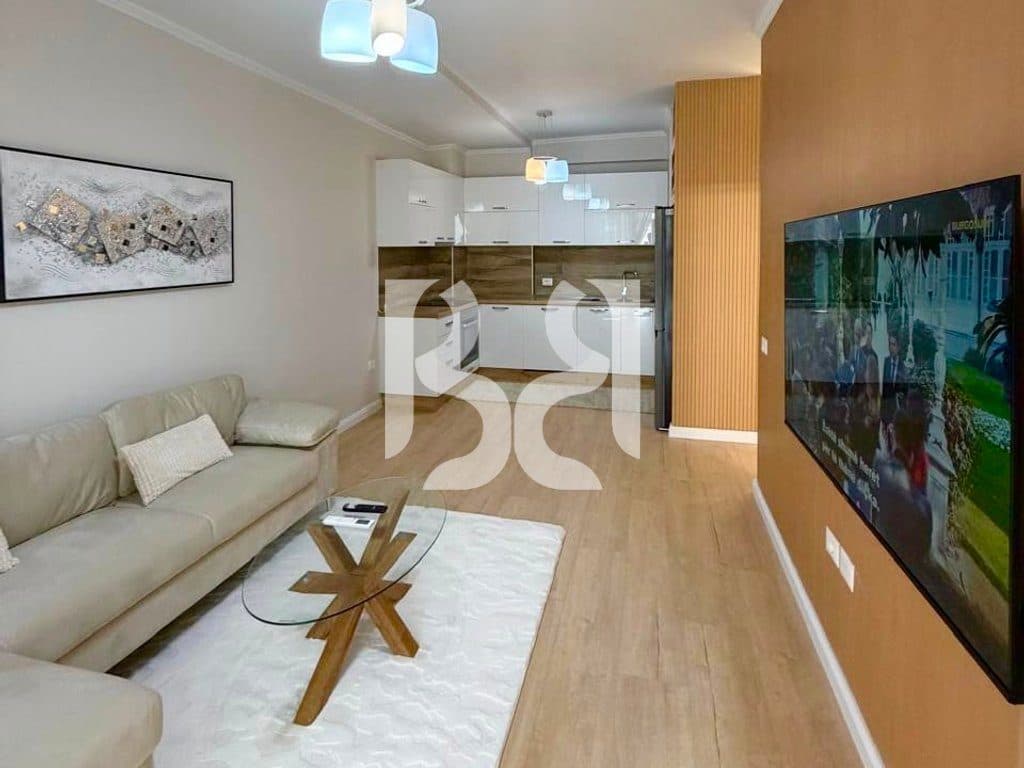Apartament 1+1 për Shitje te Kompleksi Golden Park | Përballë Spitalit Amerikan 3