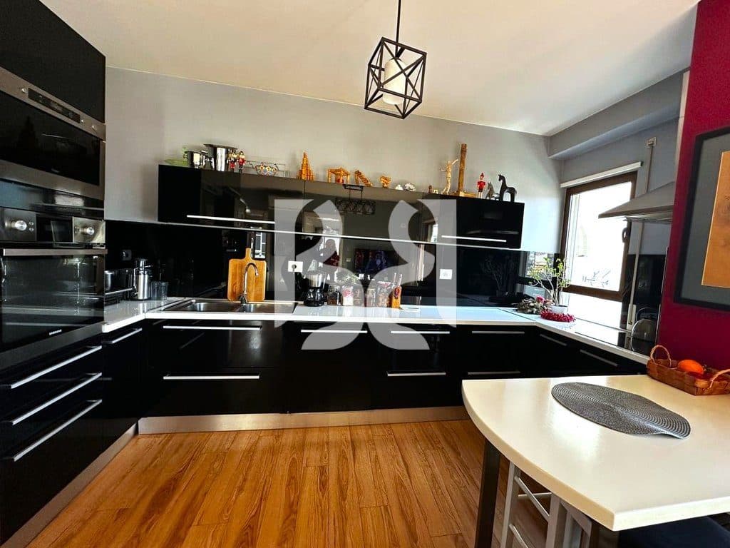 Apartament 2+1 me Qira te Mine Peza, Tiranë | Totalisht i Mobiluar | Pallat i Ri me Ashensor | 80,000 Lekë/Muaj 4