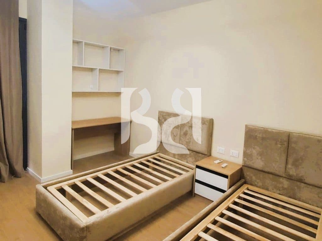 APARTAMENT 2+1+2 ME QIRA PRANE RADISSON HOTEL 4