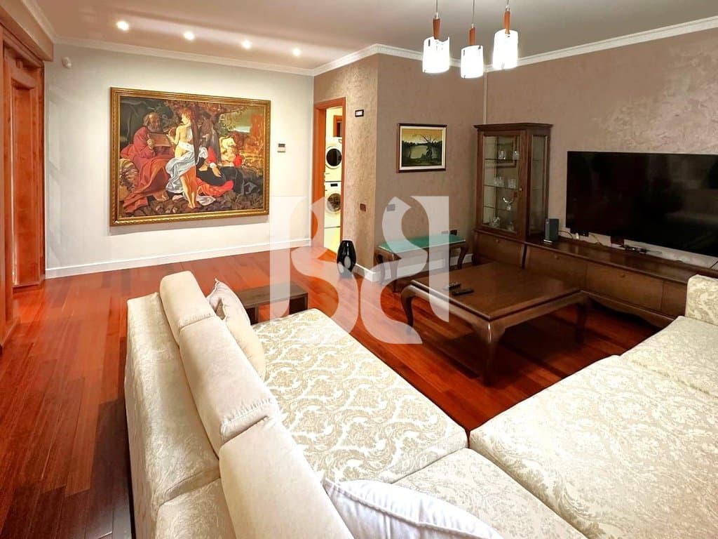 APARTAMENT 3+1+2 ME QIRA, ISH-BLLOK