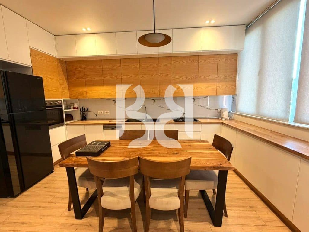 APARTAMENT ME QIRA 2+1+2 ,PRANE SHKOLLES VASIL SHANTO 1200EURO 2