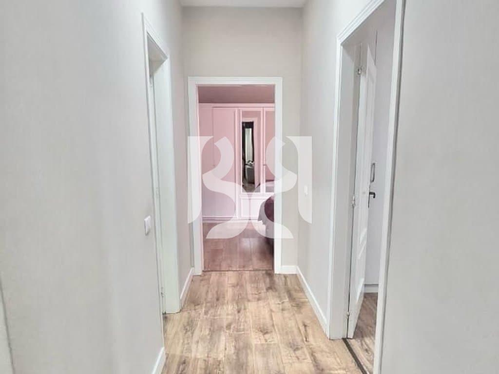 APARTAMENT ME QERA 2+1+2 MBRAPA QENDRES GLOBE 3