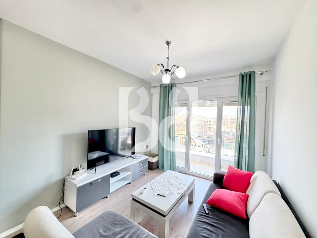 Shitet Apartament 2+1 + Parking në Kodrën e Diellit 2, Tiranë