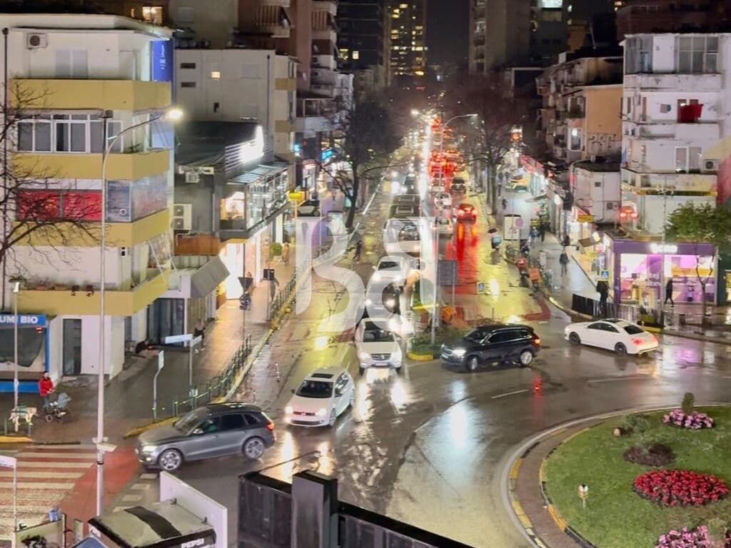 APARTAMENT /AMBIENT ME QIRA TE SHESHI WILLSON 4+1+2