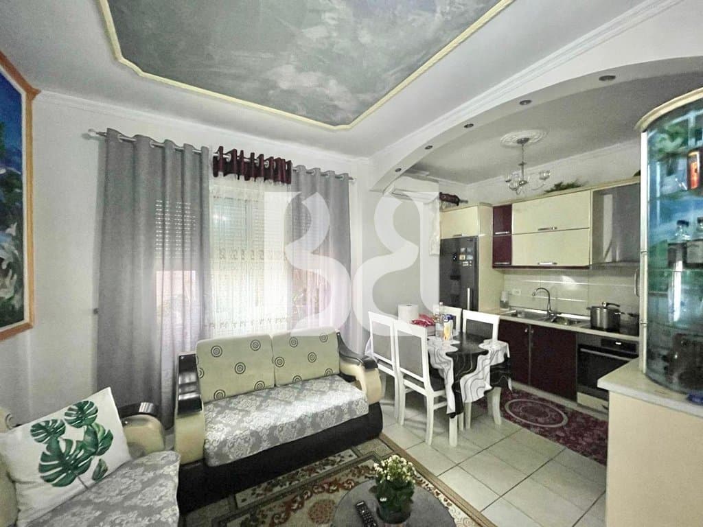 APARTAMENT ME QIRA 2+1 PRANE BOHEM TE RRUGA MIKEL MARULI ASTIR