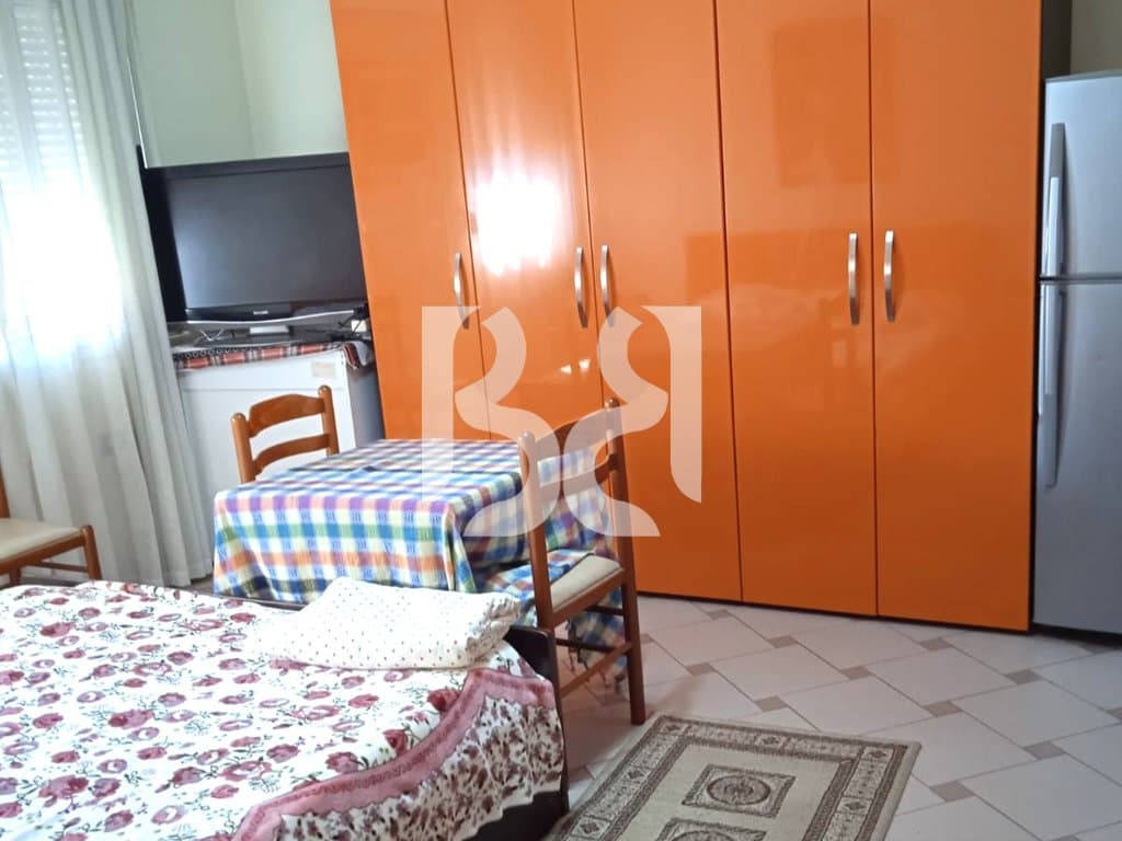 GARSONIERE ME QIRA TEK RRUGA MIHAL DURI 2