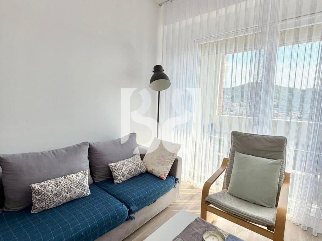 APARTAMENT ME QERA 2+1 TE KOMPLEKSI GOLEN PARK 2
