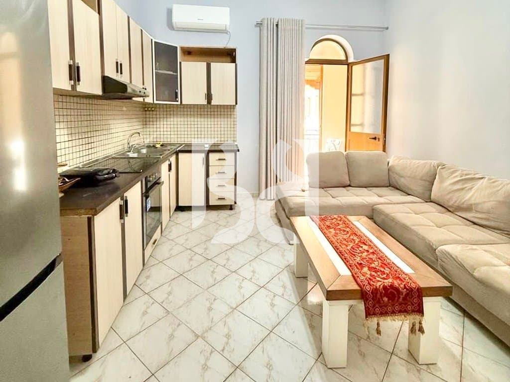 APARTAMENT ME QERA 1+1 TEK SHESHI WILSON 2