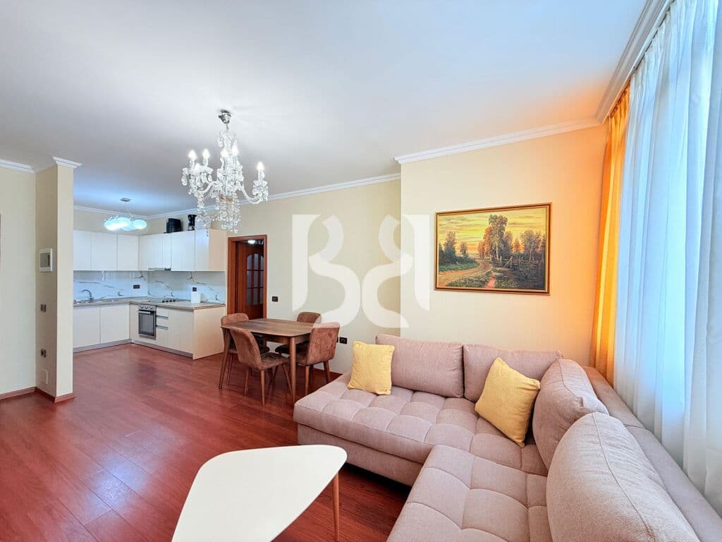 JAPIM APARTAMENT ME QIRA 2+1 PRANE MINISTRISE SE JASHTME 4