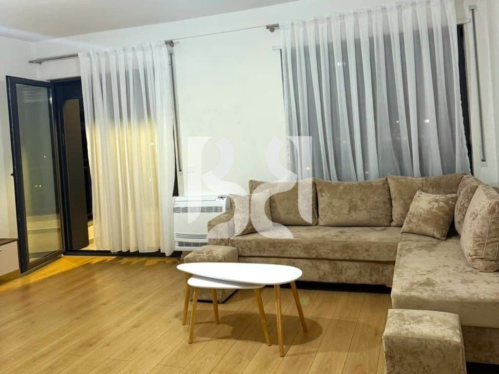 Apartament 1+1 me Qira në Bulevardin e Ri – Kati 9 | Pallat i Ri | I Mobiluar