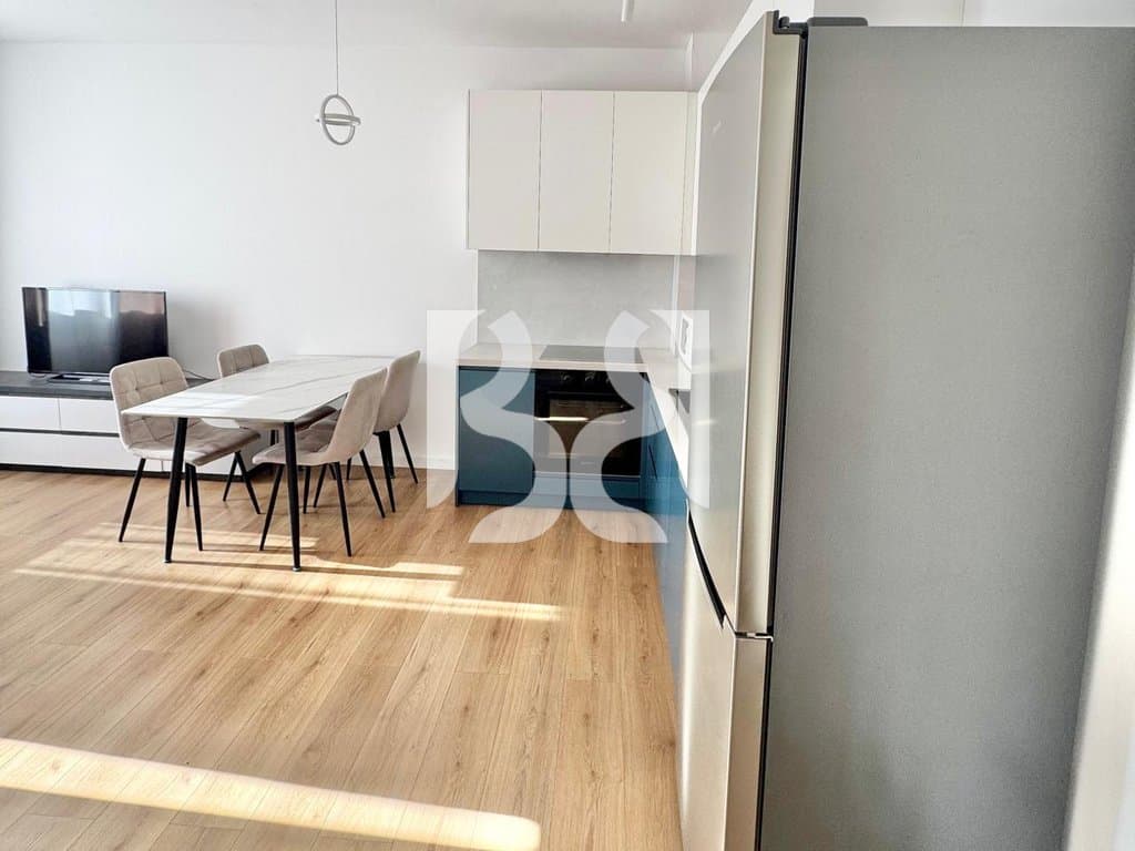 APARTAMENT 3+1 ME QIRA ISH FUSHA E AVIACIONIT 3
