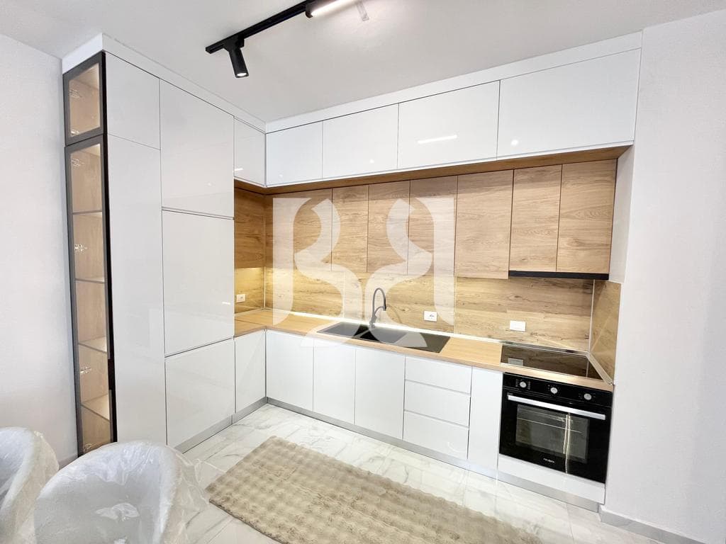APARTAMENT 2+1 ME QIRA KAMEZ 60,000 LEKE*