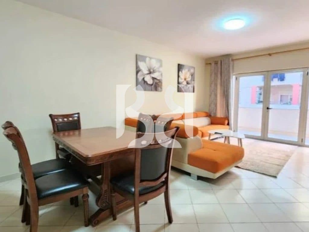 APARTAMENT ME QERA 2+1+2 TE OZON,ASTIR** 3