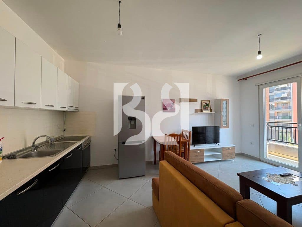 APARTAMENT ME QIRA NE ASTIR 45 MIJE LEKE 3