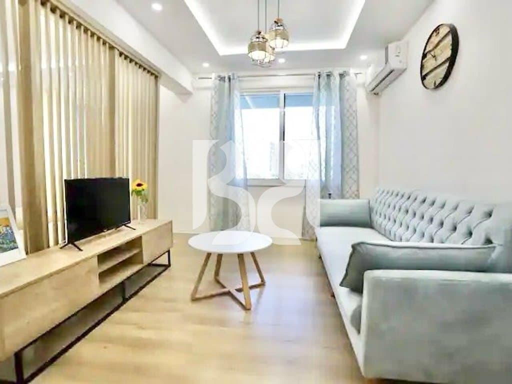 APARTAMENT ME QIRA NE BULEVARD TE RI 1+1 PRANE STACIONIT TE TRENIT