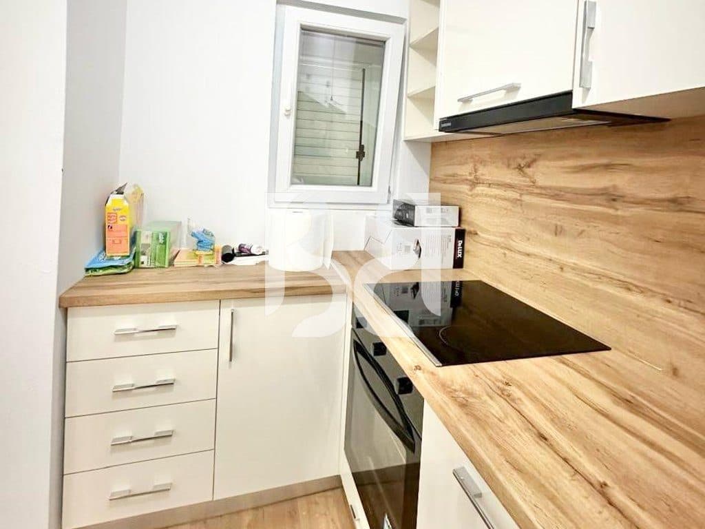 APARTAMENT NE SHITJE 1+1 TEK RRUGA IRFAN TOMINI 4