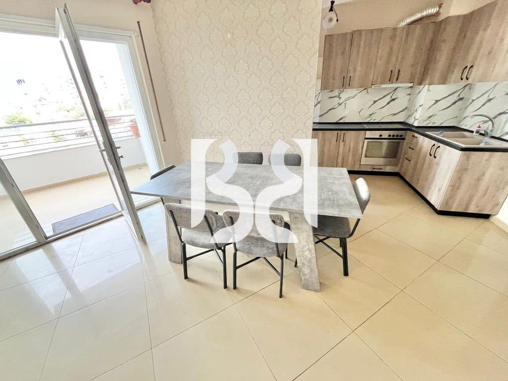 APARTAMENT 3+1+2+ BALLKON ME QIRA, ASTIR PRANE BAR OSLO* 2