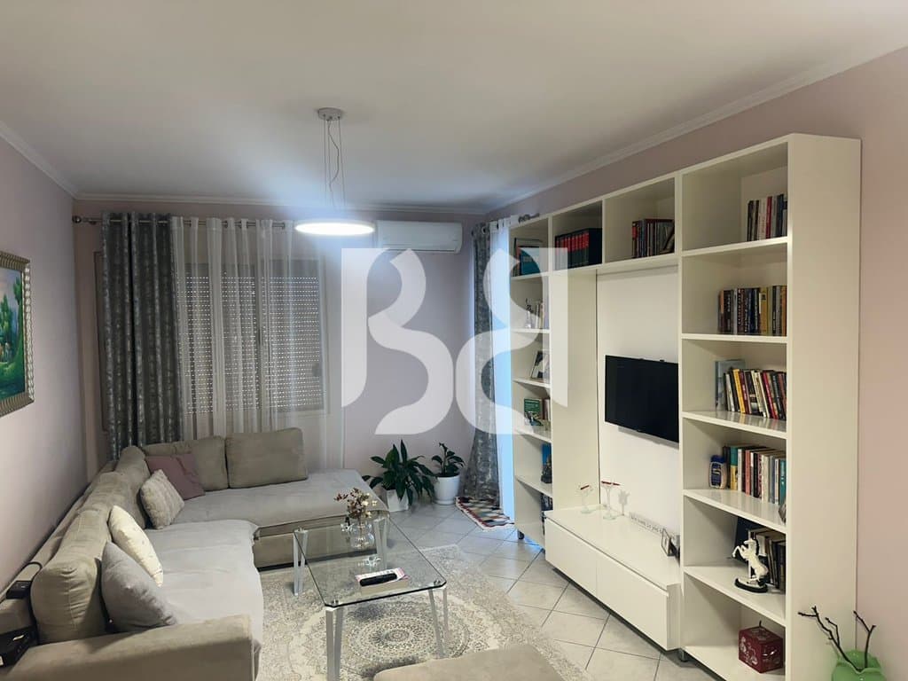 JEPET APARTAMENT 1+1+BALLKON ME QIRA*