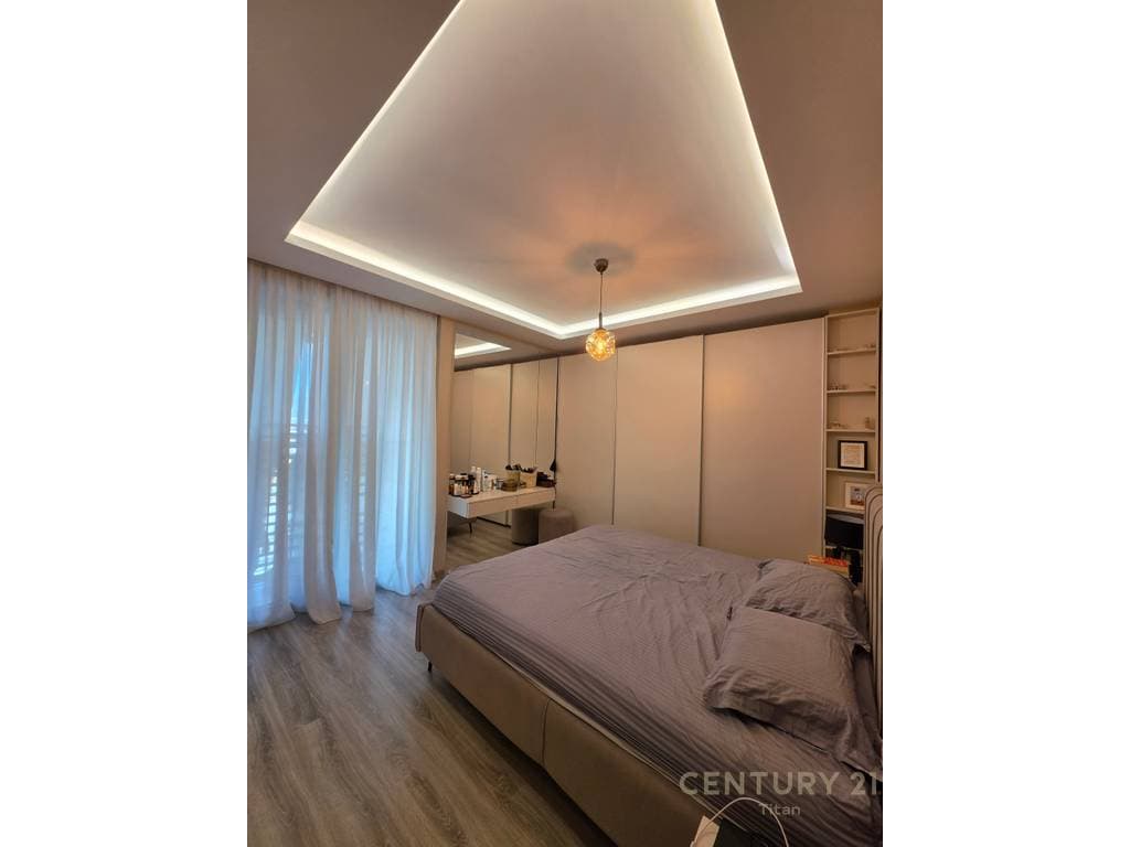 Shitet apartament 2+1+2 ne Fiori Di Bosko 4