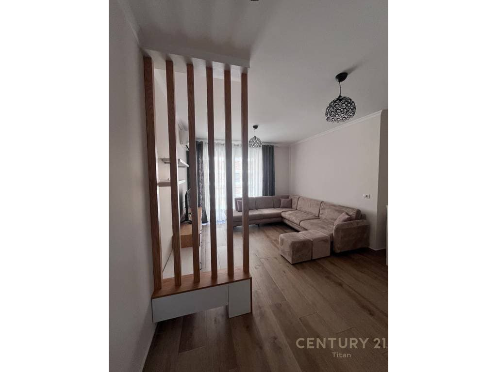 Jepet me qira apartament 2+1+2 ne Fiori Di Bosko!