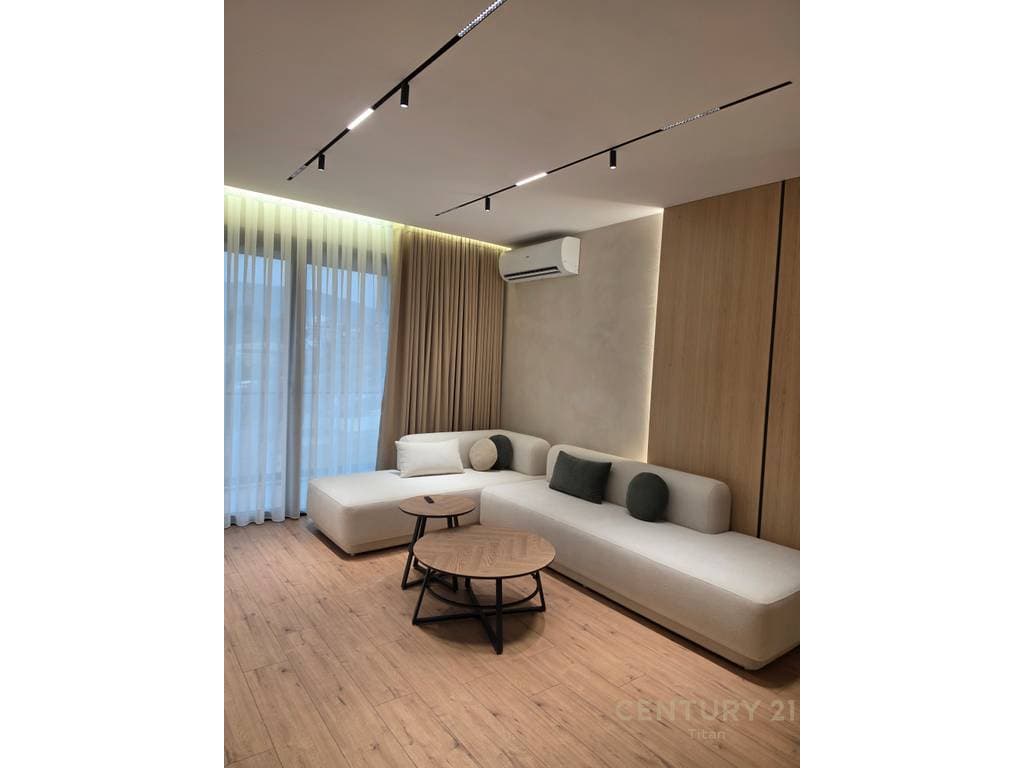 Jepet me qira apartament modern 1+1 te Liqeni i Thate!