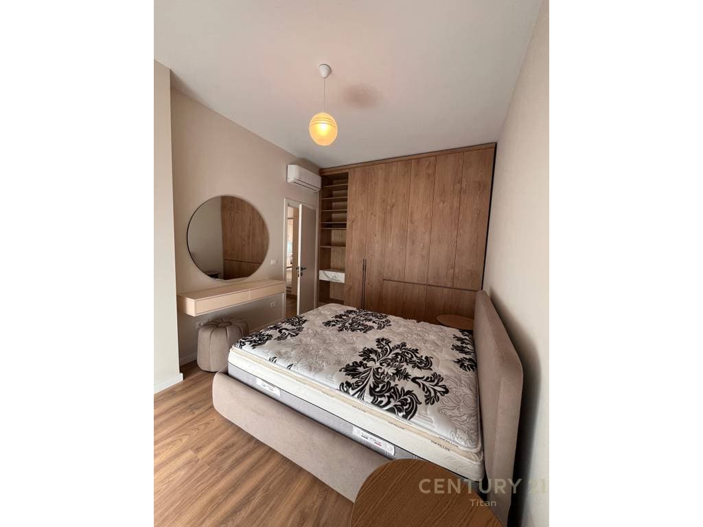 Jepet me qira apartament i ri 1+1, ne rrugen Siri Kodra, prane Hotel Meridian 4