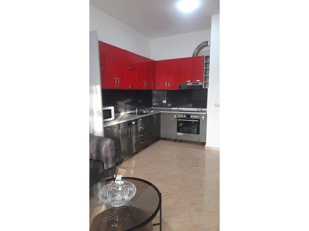 Apartament 2+1 per qira prane Restorant Fresku. 3