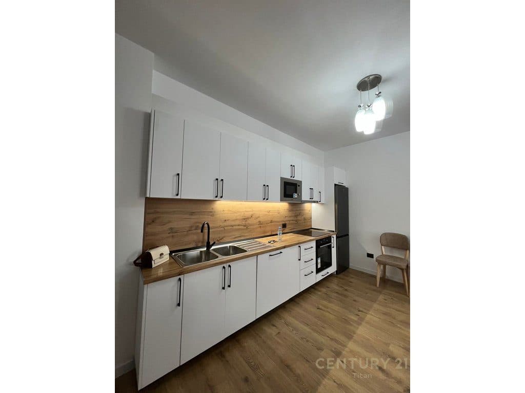 Apartament 2+1+2 tualete+1 ballkon me qera ne Paskuqan tek Hallaci 3