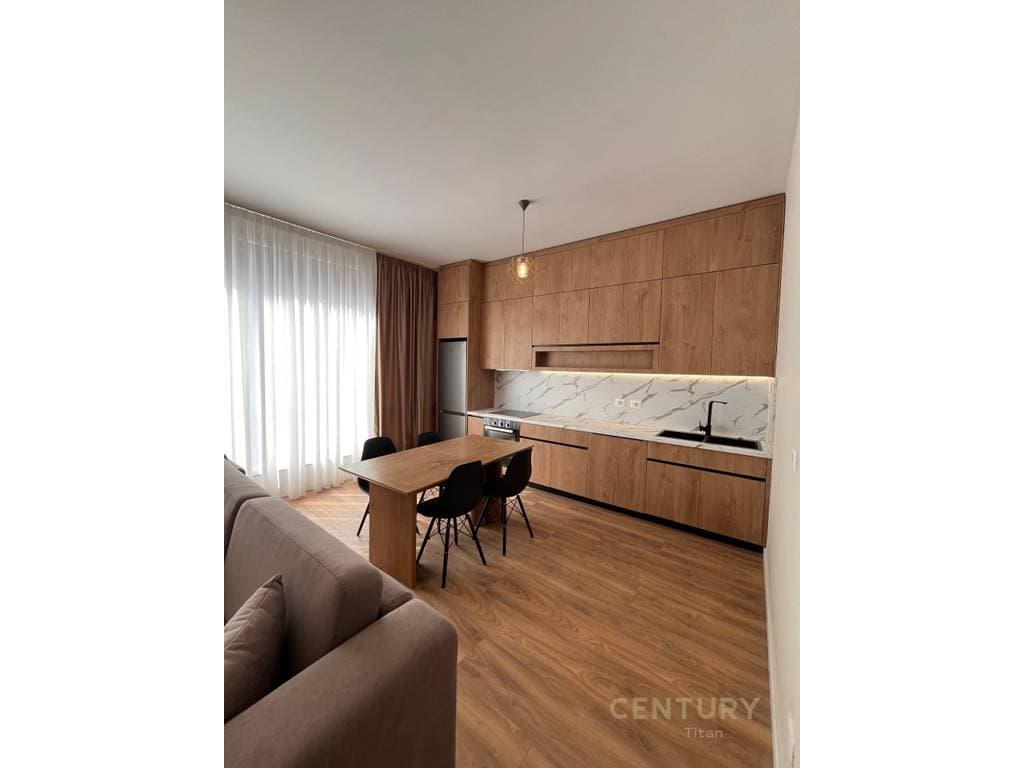 Jepet me qira apartament i ri 1+1, ne rrugen Siri Kodra, prane Hotel Meridian