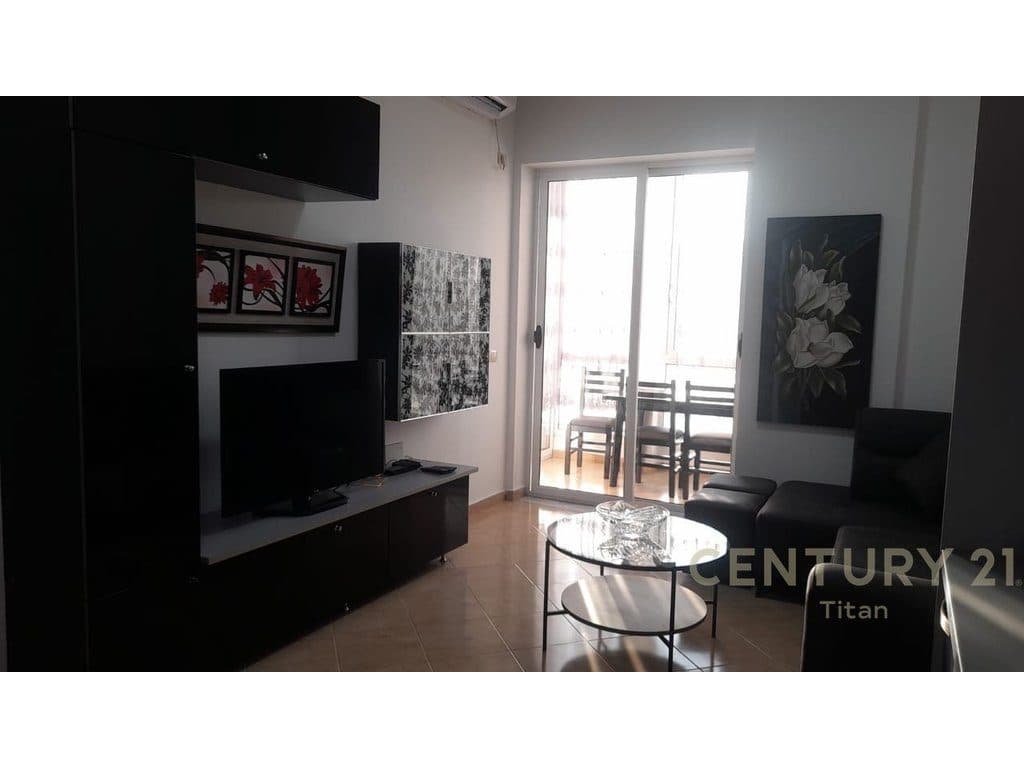 Apartament 2+1 per qira prane Restorant Fresku. 2